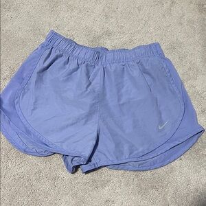 𝅺SIZE small nike light purple running shorts